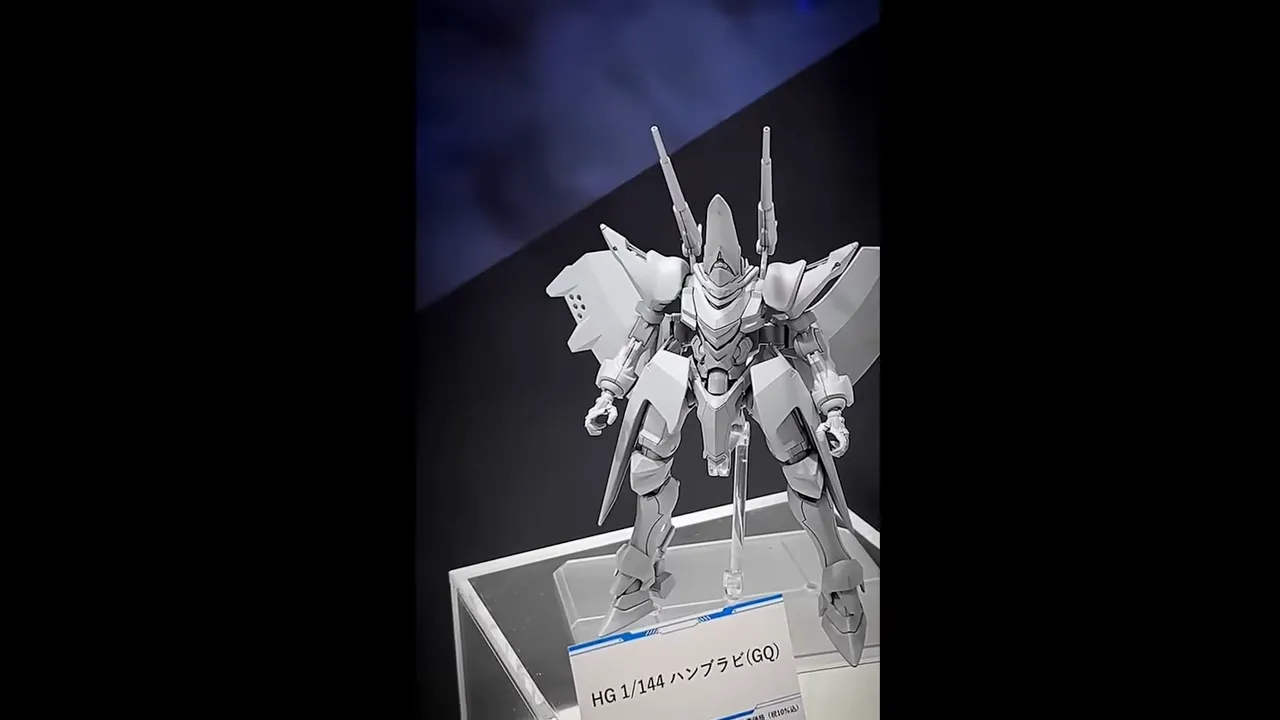 HG Han Braby GQ diseño y detalles