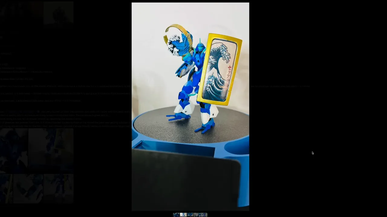 Hoku Nova-Kai con escudo en forma de ola impreso en 3D y detalles en katakana